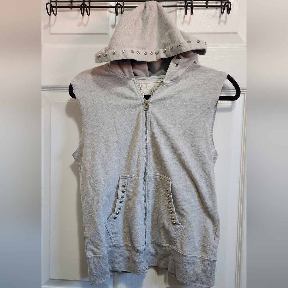 Levi's grey studded sleeveless zip up hoodie women's size Large